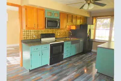 16 Lemaire Avenue, Lewiston, ME 04240 - Photo 2