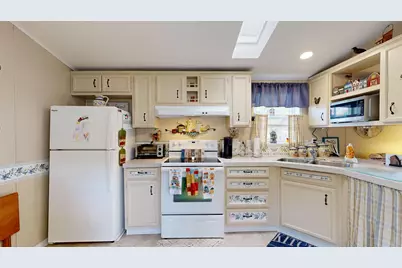 60 Mount Hope Avenue #17, Lewiston, ME 04240 - Photo 8