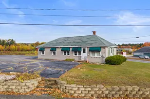 4 Pigeon Hill Rd, Mechanic Falls, ME 04256 - Photo 1