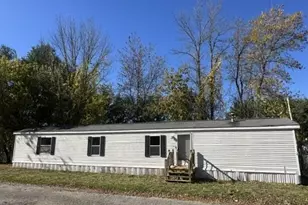 499 Augusta Rd, Winslow, ME 04901 - Photo 1