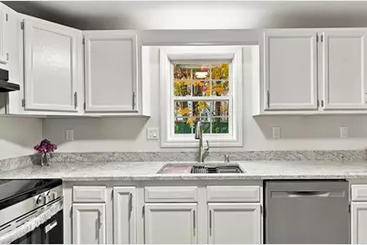 125 Sullivan Street #A, Berwick, ME 03901 - Photo 8