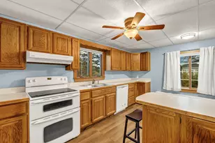 161 Pittsfield Ave, Palmyra, ME 04965 - Photo 10