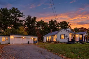 39 School St, Nobleboro, ME 04555 - Photo 1
