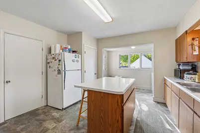 8 Pearl Street, Sanford, ME 04073 - Photo 20