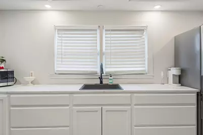 525 Minot Avenue, Auburn, ME 04210 - Photo 18
