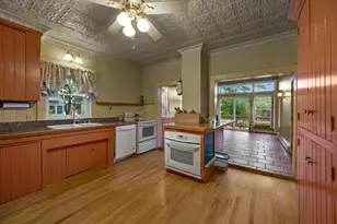 31 Winter St, Fairfield, ME 04937 - Photo 10