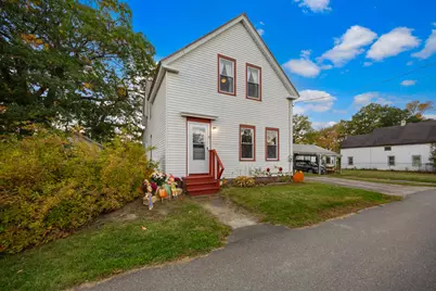 31 Winter Street, Fairfield, ME 04937 - Photo 2
