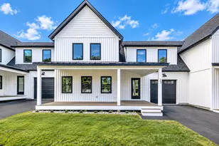 22 Fairway Commons Dr, Gorham, ME 04038 - Photo 1