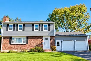 48 Clover Ln, Brewer, ME 04412 - Photo 2