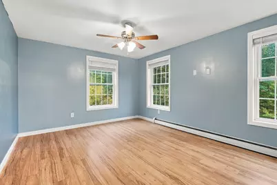 194 Merchants Row, Lebanon, ME 04027 - Photo 18