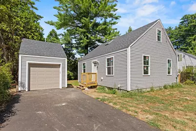 27 Chamberlain Avenue, Brunswick, ME 04011 - Photo 1