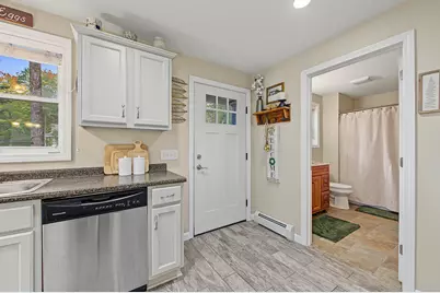 203 Mountain View Road, Gray, ME 04039 - Photo 14