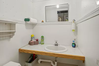 4 Crest Avenue, Boothbay Harbor, ME 04538 - Photo 32
