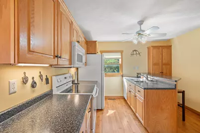 4 Crest Avenue, Boothbay Harbor, ME 04538 - Photo 10