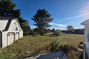 627 Main Rd, Greenbush, ME 04418 - Photo 18