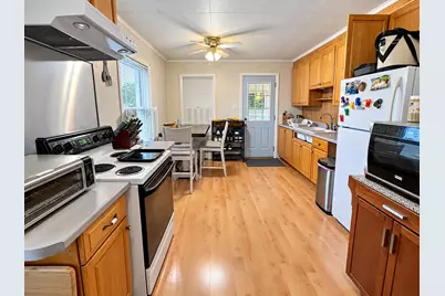 10 Enfield Street, Auburn, ME 04210 - Photo 6