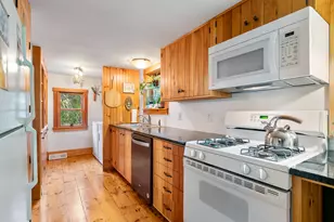 585 Haley Rd, Kittery, ME 03905 - Photo 10