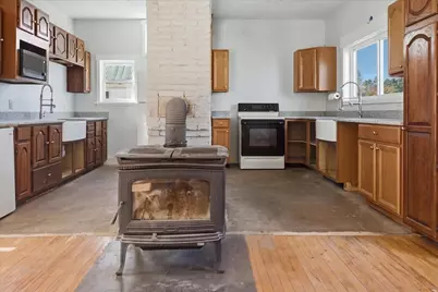 424 S Main Street, Andover, ME 04216 - Photo 12