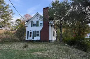 352 Bayview Rd, Penobscot, ME 04476 - Photo 1