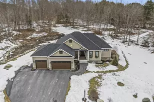 21 Cliff Dr, Windham, ME 04062 - Photo 1