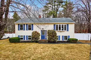 6 Crestwood Dr, Westbrook, ME 04092 - Photo 1
