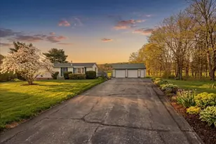 60 N Hill Rd, Buckfield, ME 04220 - Photo 1