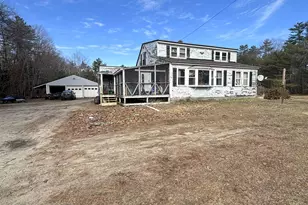138 Lewiston St, Mechanic Falls, ME 04256 - Photo 1