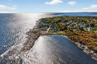 7 Dyer Lane, Cape Elizabeth, ME 04107 - Photo 1