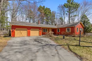 34 McAuley Rd, Cape Elizabeth, ME 04107 - Photo 1