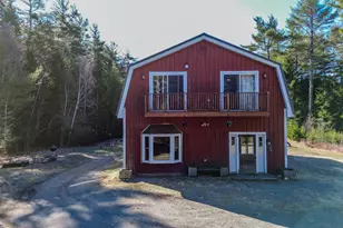 347 Elm St, Machias, ME 04654 - Photo 1