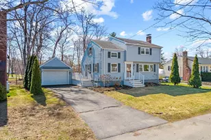 10 Meadowbrook Ln, Portland, ME 04102 - Photo 1