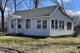 26 Carver St, Sanford, ME 04073 - Photo 1