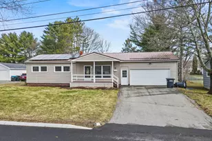 12 Sunset Dr, Orono, ME 04473 - Photo 1