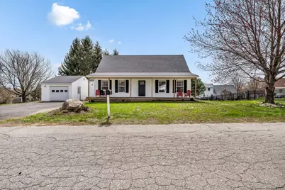 8 Meadow Way, Rockland, ME 04841 - Photo 1