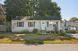 32 Robinson St, South Portland, ME 04106 - Photo 1