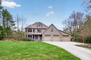 19 Woodfield Dr, Scarborough, ME 04074 - Photo 1