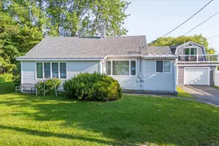 60 Waldo Ave, Rockland, ME 04841 - Photo 1