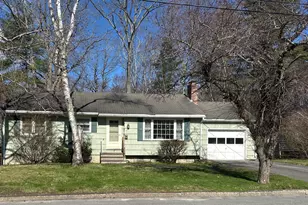 44 Penwood Dr, Portland, ME 04102 - Photo 1