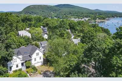 9 Chestnut Hill Street, Camden, ME 04843 - Photo 1