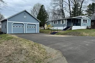 16 Pine St, Dexter, ME 04930 - Photo 1