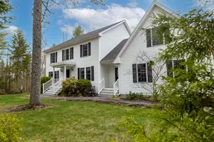39 Eaton Ridge Dr, Holden, ME 04429 - Photo 1