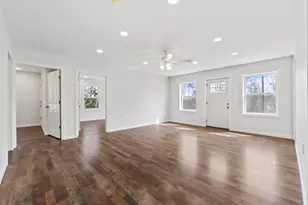 28 Orchard St, Gardiner, ME 04345 - Photo 1