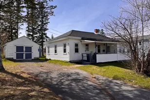 23 Pleasant St, Limestone, ME 04750 - Photo 1