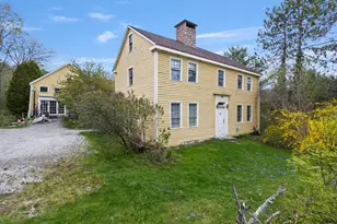 243 Falmouth Rd, Falmouth, ME 04105 - Photo 1
