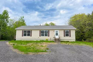 28 Furbush Rd, Sabattus, ME 04280 - Photo 1