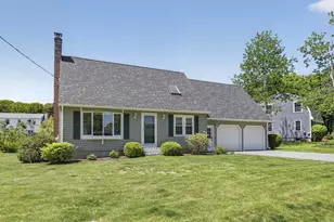 3 Pilgrim Ln, Saco, ME 04072 - Photo 1