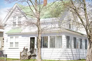 17 Katahdin Ave, Millinocket, ME 04462 - Photo 1
