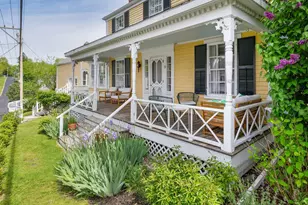 9 Bradbury St, Wiscasset, ME 04578 - Photo 1