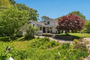 27 Glenhaven Cir E, Saco, ME 04072 - Photo 1