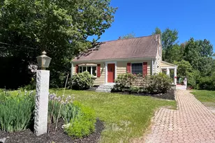 337 Middle Rd, Falmouth, ME 04105 - Photo 1